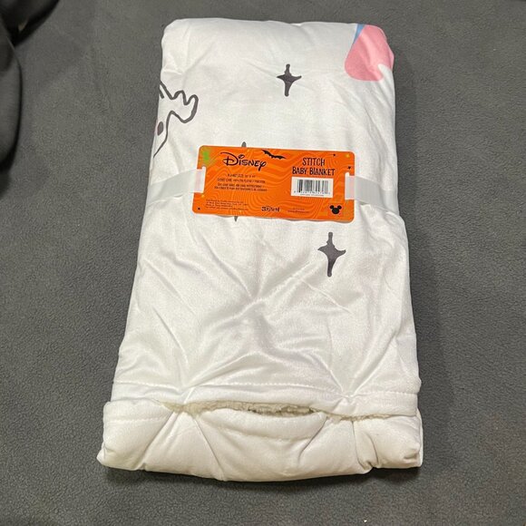 Cute Halloween blanket Disney Lilo and Stitch Stitch Halloween Baby Blanket NWT - Picture 5 of 6